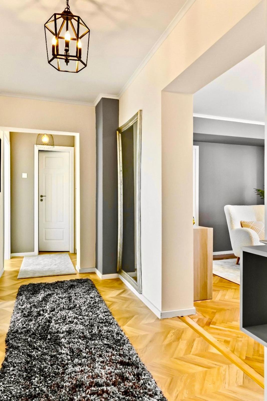 Design 2Br Decebal/ Pta Alba Iulia Appartement Boekarest Buitenkant foto